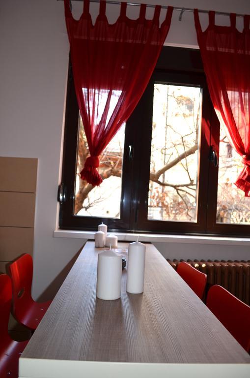 Apartmants Night Lux Ni Δωμάτιο φωτογραφία