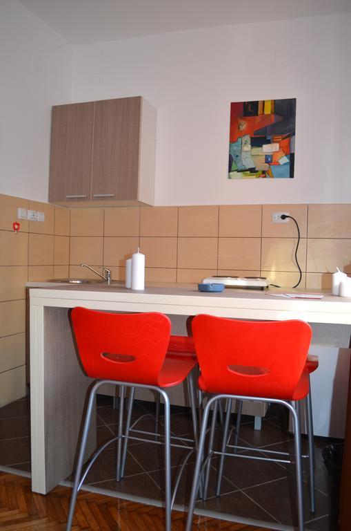 Apartmants Night Lux Ni Δωμάτιο φωτογραφία